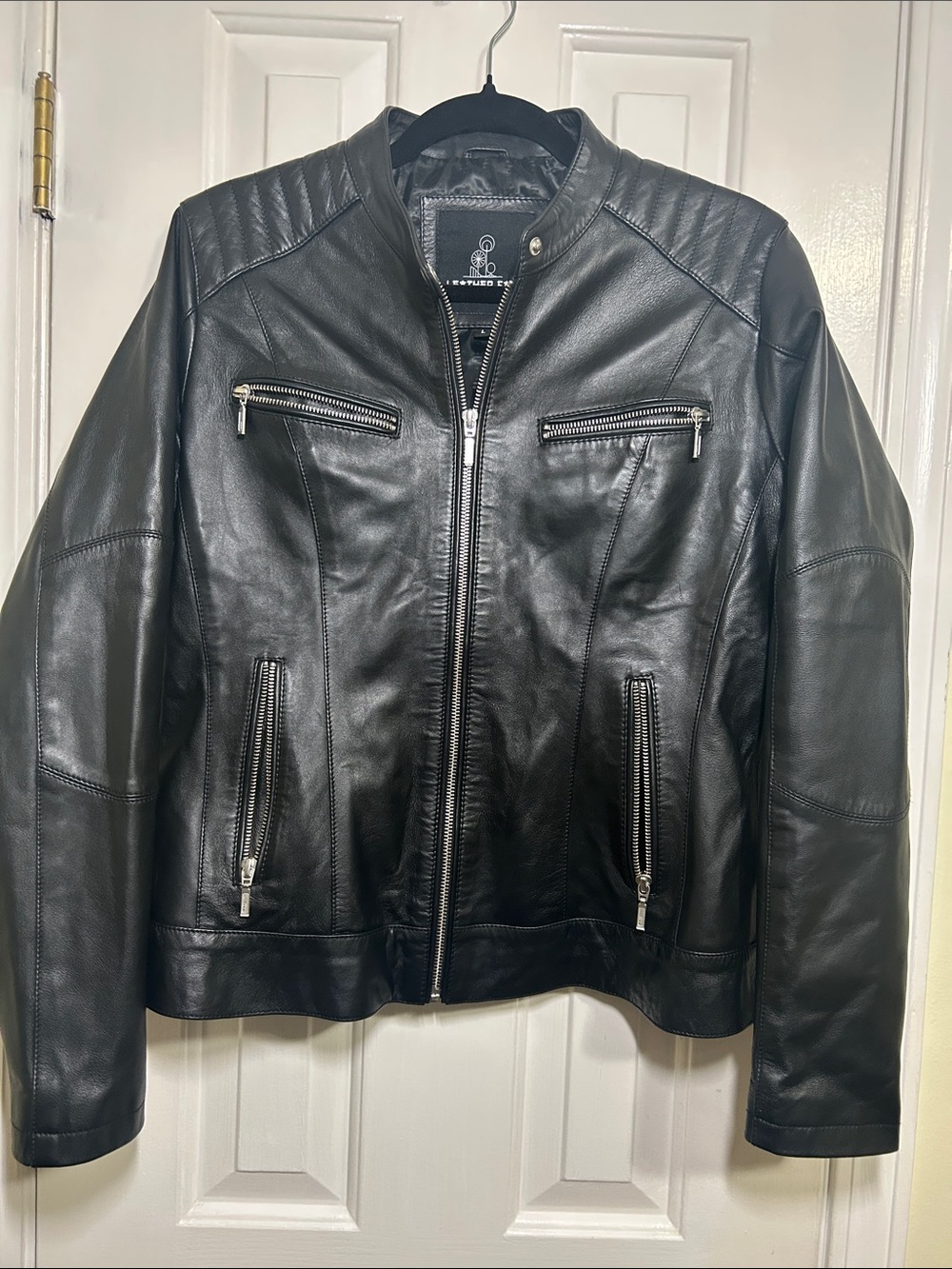 Black Zip-Up Lambskin 100% Leather Jacket, Womens, Large